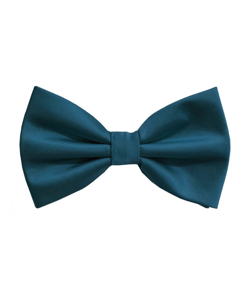 Solid pre-tied bowtie and pocket square set